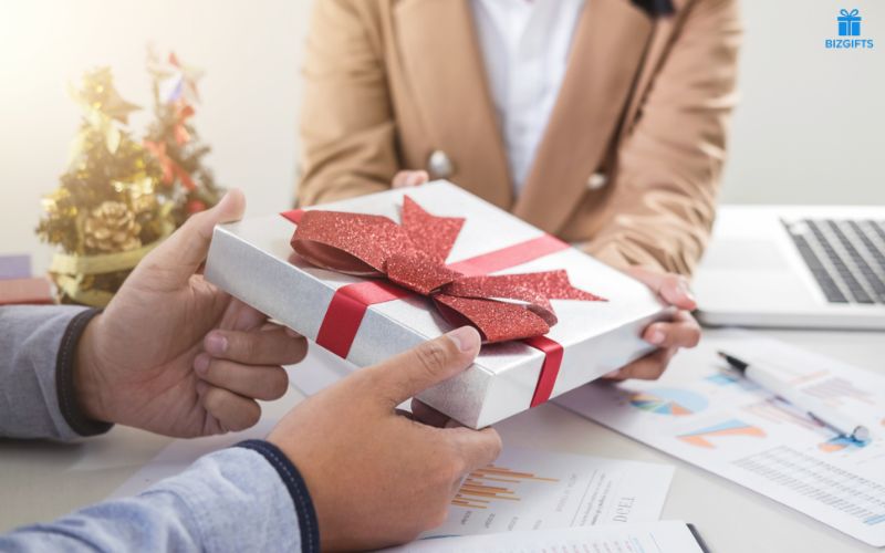 100+ Mẫu Quà Tặng Doanh Nghiệp Độc Đáo – Ấn Tượng Từ Cái Nhìn Đầu Tiên!