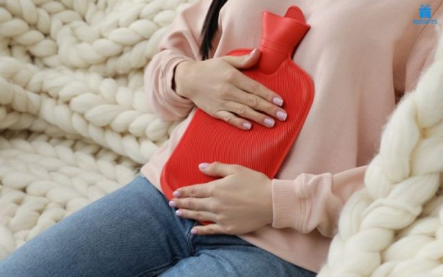 5 Lý Do Bạn Nên Dùng Túi Chườm Nóng Đau Bụng Kinh Thay Vì Thuốc Giảm Đau